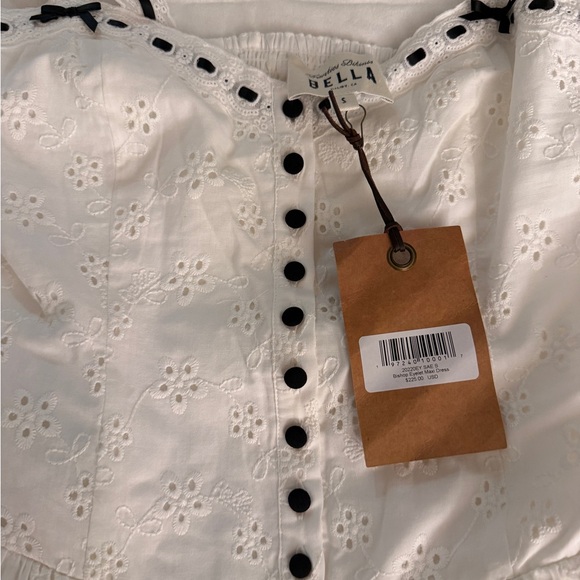 Frankie's Bikinis White Maxi Dress with Black Details - Picture 5 of 8